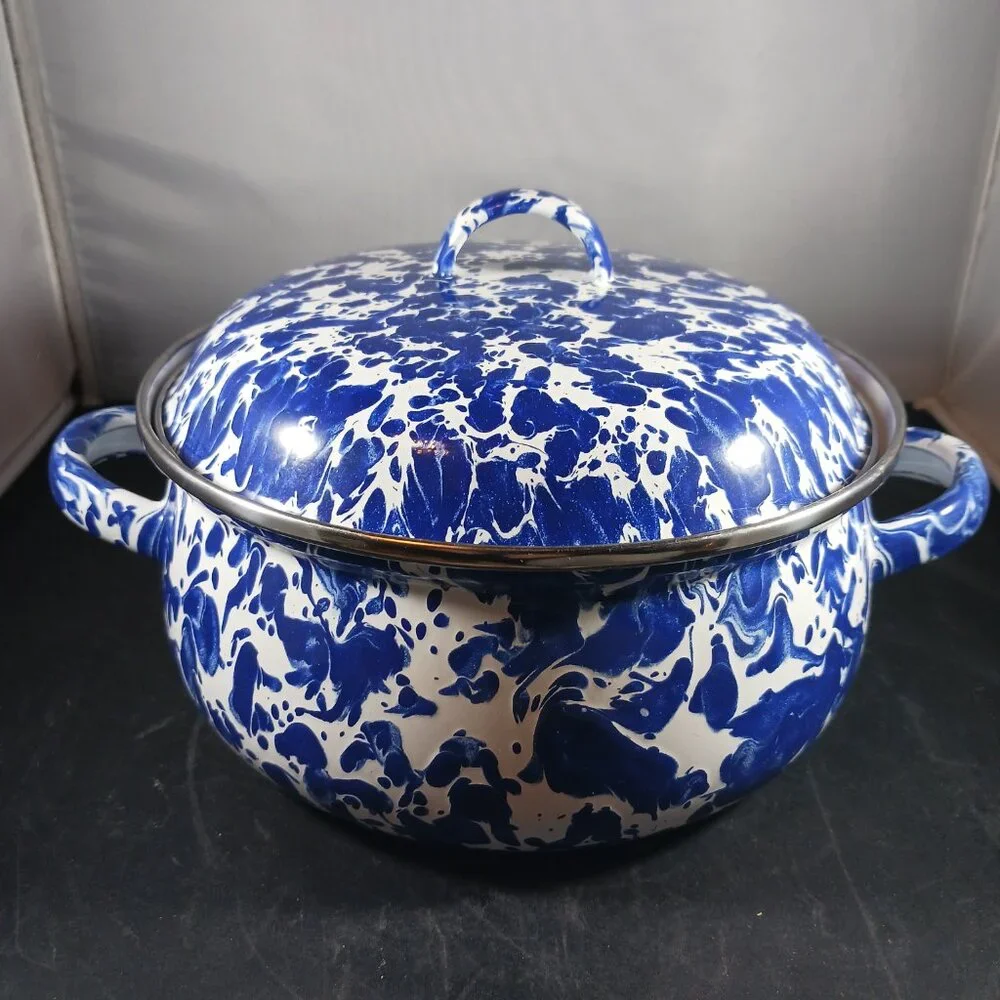 Golden Rabbit Vintage Blue White Enamelware 2.5 Quart Cobalt Swirl Dutch Oven